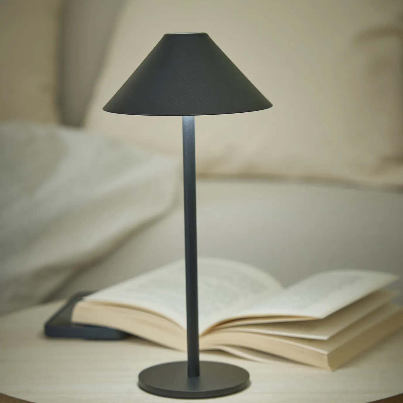 LED-Tischlampe Schirm, Schwarz, 34 Cm